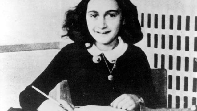 Jüdischer Notar soll Familie von Anne Frank verraten haben