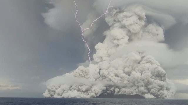  Vulkanausbruch vor Tonga: Internationale Hilfe ist angelaufen