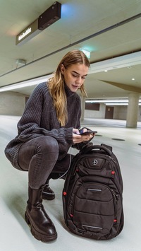  Swissdigital Design lanciert Lifestyle Gepäck mit Unterstützung des Apple Find My Netzwerks