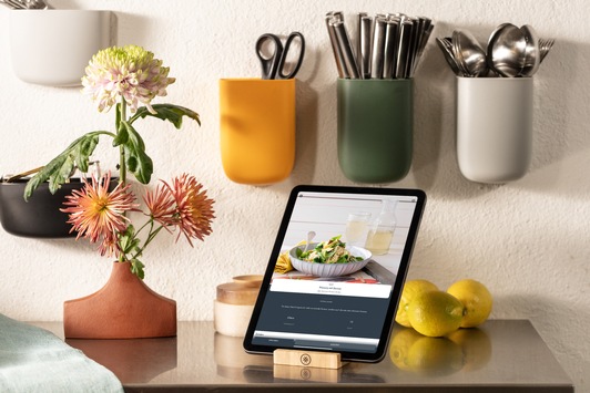  V-ZUG lanciert App für mehr Leichtigkeit in der Schweizer Küche: V-Kitchen, der Foodie-Coach / Mit der Foodie-Coach-App von V-ZUG starten die Schweizerinnen und Schweizer geschmacksvoll ins neue Jahr