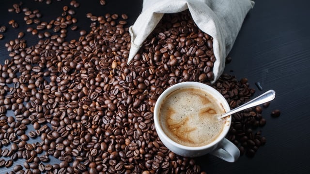  Migros und Coop erhöhen die Kaffeepreise