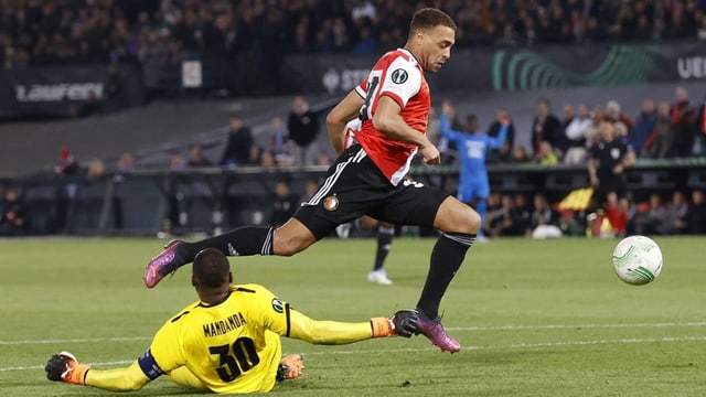  Feyenoord besiegt Marseille in turbulentem Spiel – Roma mit 1:1