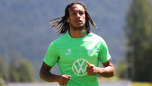  Mbabu wechselt von Wolfsburg zu Aufsteiger Fulham