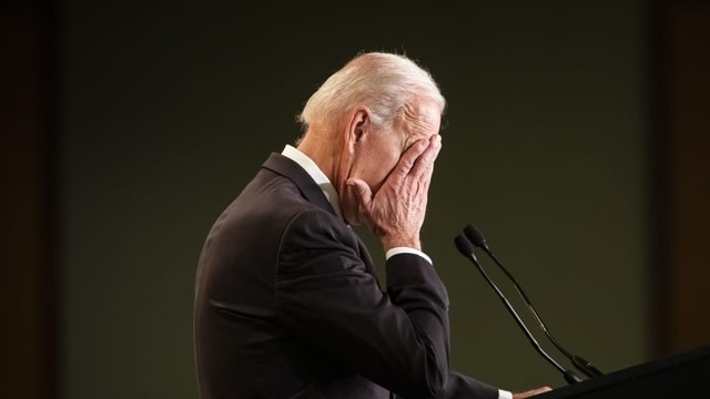  Joe Biden steht wegen Oberstem Gericht mit dem Rücken zur Wand