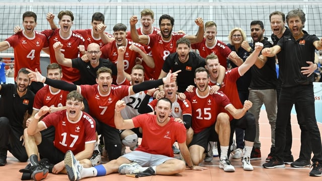  Schweizer Volleyballer zum 2. Mal in der Geschichte an einer EM