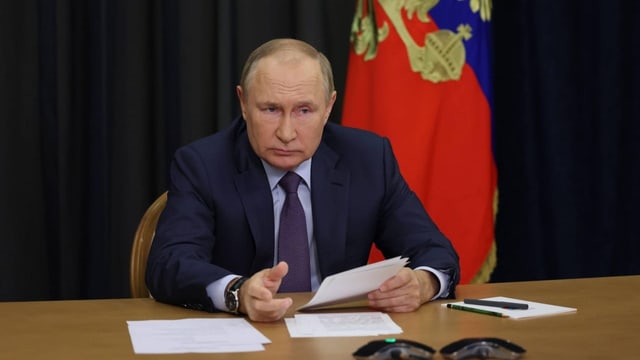  Putin steht mit der Atomwaffe im Rücken zur Wand