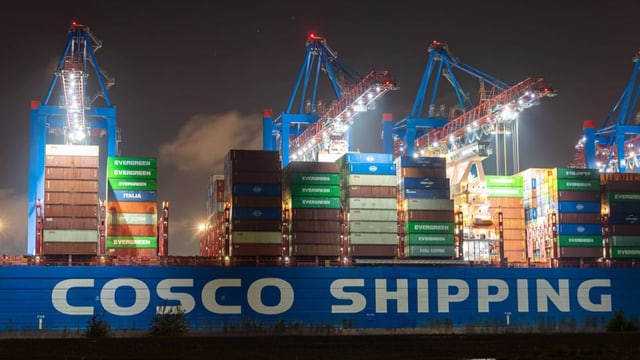  Hamburger Hafen-Deal mit China bringt Scholz in Nöte