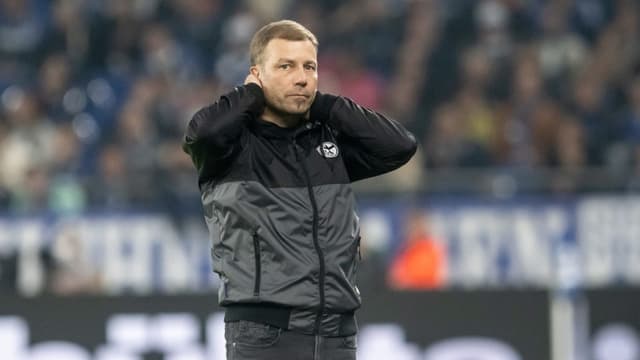  Schalke trennt sich von Trainer Kramer