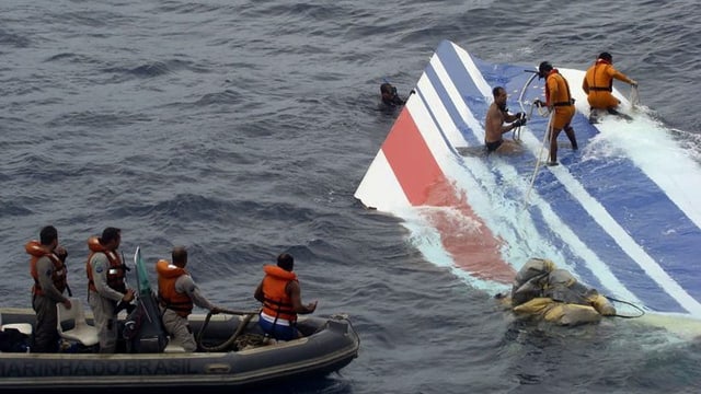  Flugunglück mit 228 Toten:  Prozess gegen Air France startet