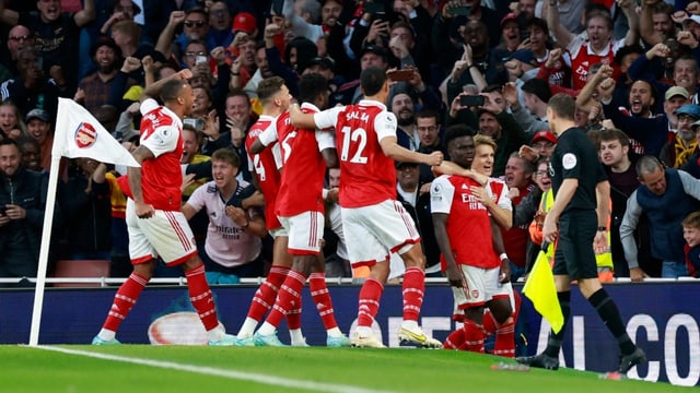  Arsenal bleibt dank Spektakel-Sieg gegen Liverpool an der Spitze