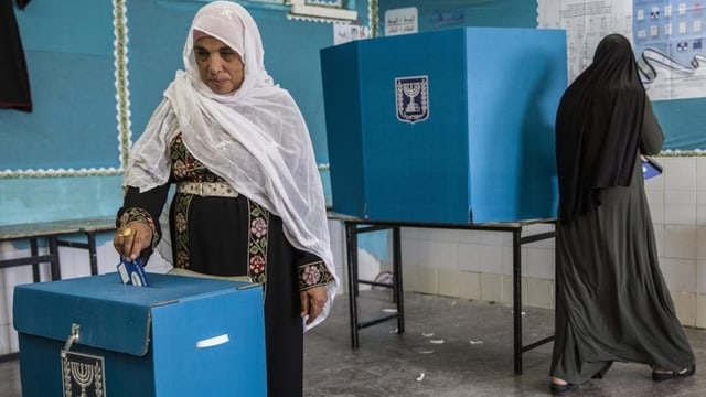  Wählen oder nicht? Das Dilemma der arabischen Minderheit