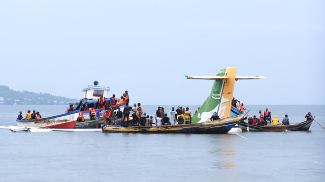  Mindestens 19 Tote bei Flugzeugabsturz in den Victoriasee