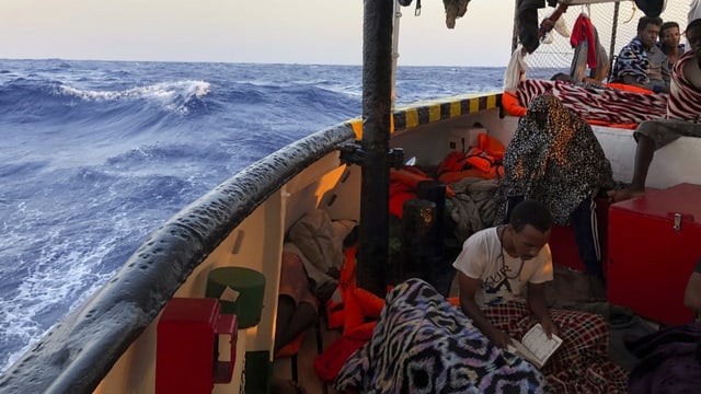  Seenot-Rettungsschiff darf in Italien anlegen