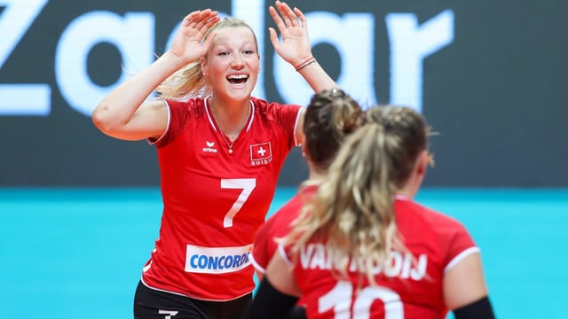  Russland ausgeschlossen: Schweizer Volleyballerinnen fahren an EM