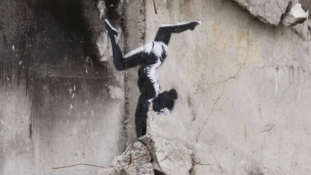  In der Ukraine turnen neu Banksy-Werke über den Trümmern