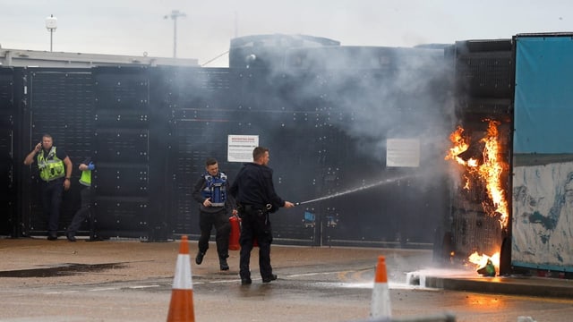  Brandanschlag in England: Polizei vermutet Rechtsextremismus