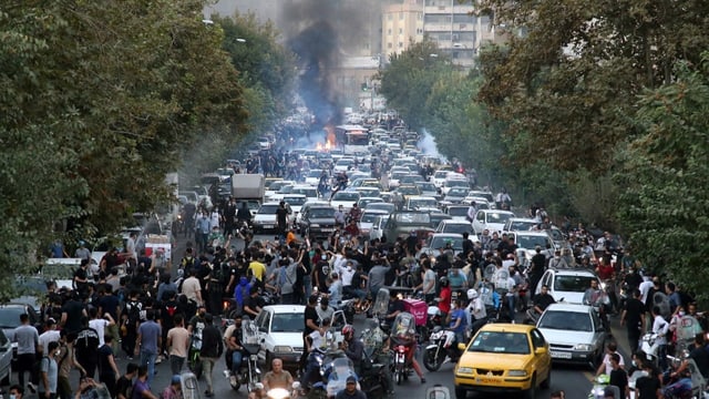  Iranischer General: Mindestens 300 Todesopfer bei Protesten