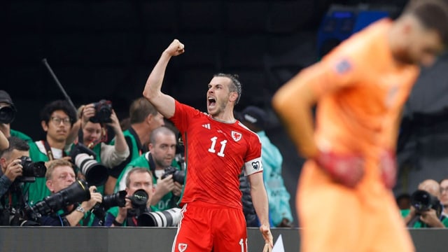 Rekordmann Bale rettet Wales einen Punkt