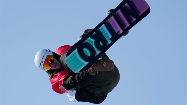  Scherrer überzeugt sogleich – auch Freeskierin Gremaud auf Podest