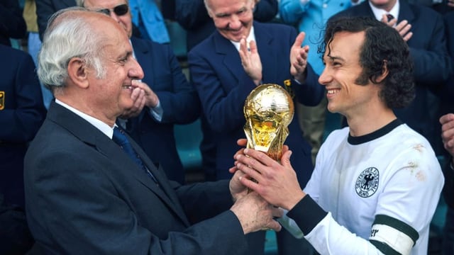  «Der Kaiser»: Pathetische Liebeserklärung an Franz Beckenbauer