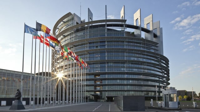  Vizepräsidentin des EU-Parlaments festgenommen