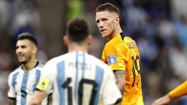  Messi zu Weghorst: «Was schaust du so, Dummkopf?»