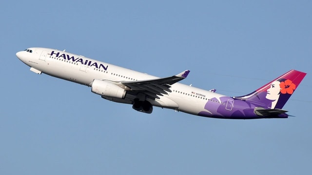  Dutzende Verletzte auf Flug nach Hawaii wegen Turbulenzen