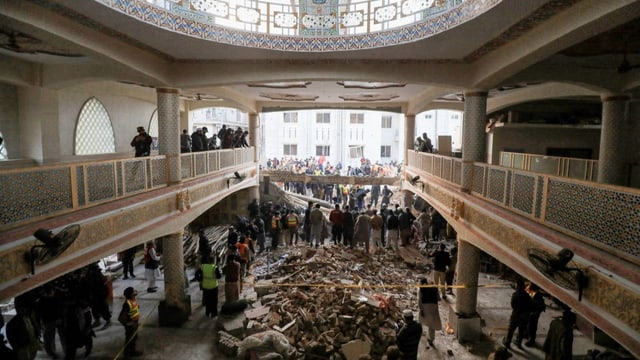  Mindestens 89 Tote bei Explosion in pakistanischer Moschee
