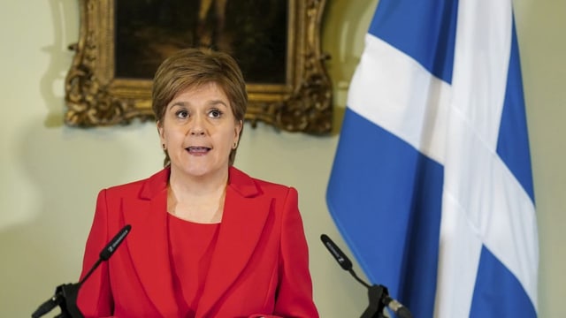  Die schottische Regierungschefin Nicola Sturgeon tritt zurück