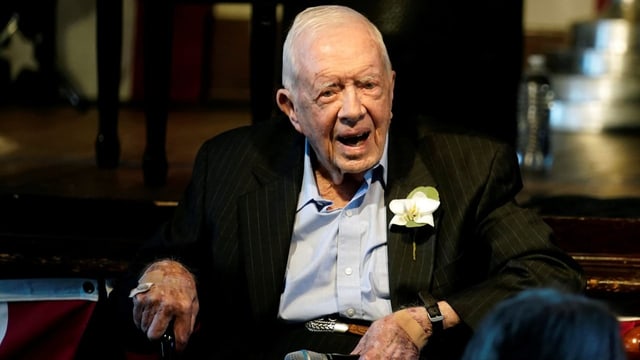  Ehemaliger US-Präsident Carter bricht medizinische Behandlung ab
