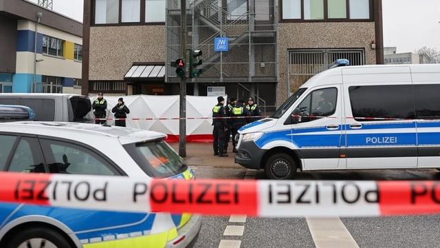  Amoklauf in Hamburg: Waffenbehörde wurde zuvor gewarnt