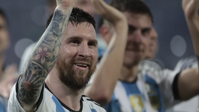  Messi knackt im Nationaltrikot die 100-Tore-Marke