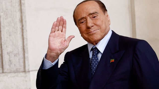 Kranker Berlusconi telefoniert mit Premierministerin Meloni