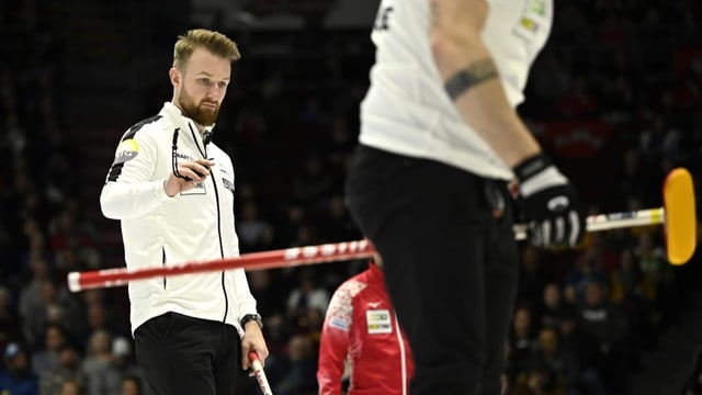  Schweizer Curler nach 10. Sieg im WM-Halbfinal