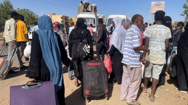  Nur weg aus Khartum – wenn irgend möglich