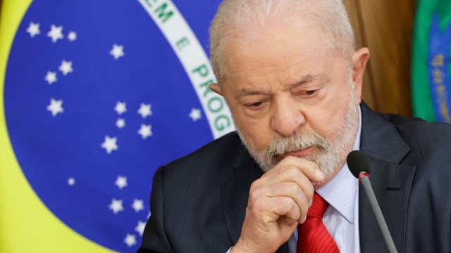  Holpriger Start und viele Kompromisse für Lula in Brasilien