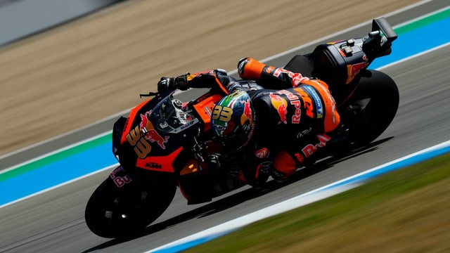  Binder gewinnt das MotoGP-Sprintrennen in Jerez