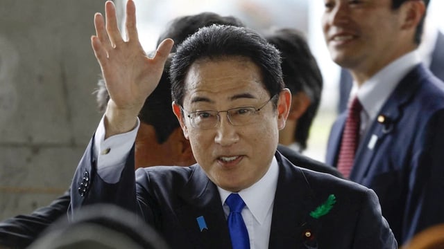  Regierungschefs Japans Fumio Kishida evakuiert