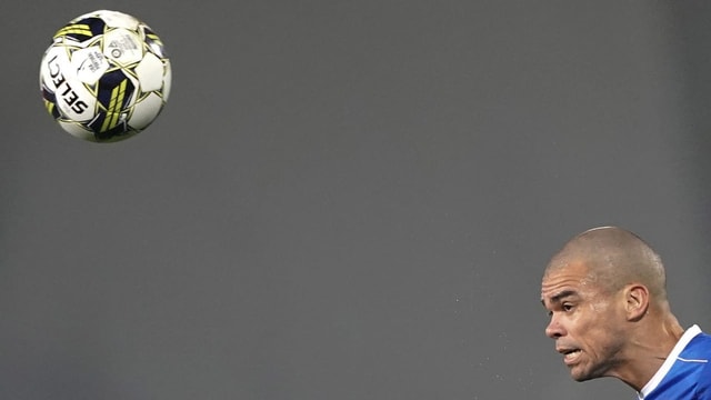  Auch mit 40 Jahren hat Pepe noch nicht genug – Spurs feuern Coach