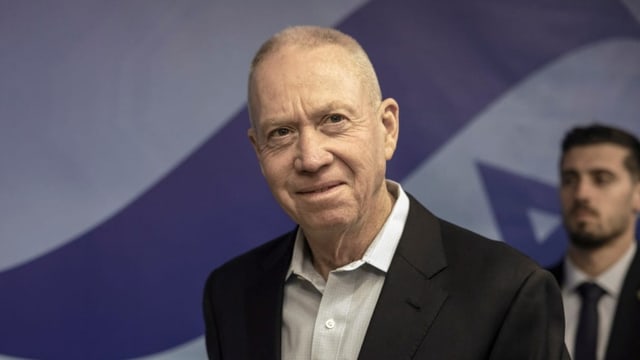  Israels Verteidigungsminister ist zurück im Amt