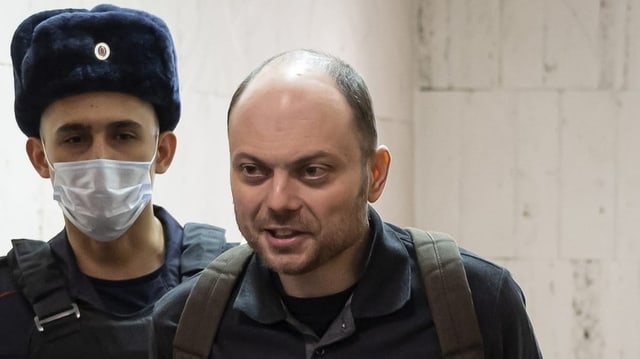  Kremlkritiker Kara-Mursa zu 25 Jahren Haft verurteilt