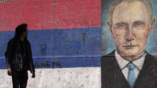  Kreml-Kritiker wandern nach Serbien aus – Putin «reist» mit
