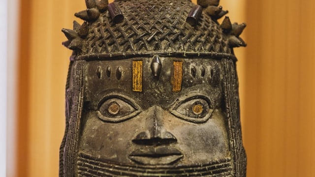  Grosse Augen in Deutschland: Benin-Bronzen gehen in Privatbesitz