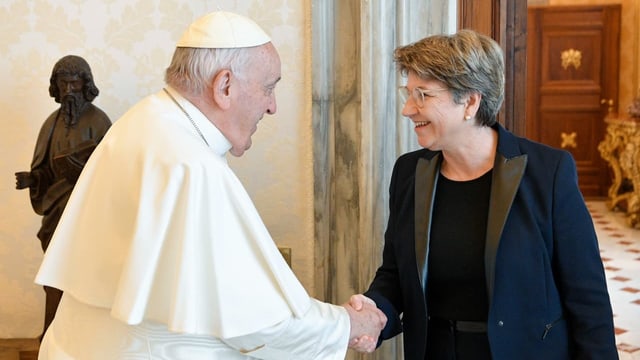  Papst empfängt Viola Amherd vor Vereidigung der Schweizergarde