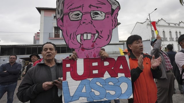 Ecuador: Der Präsident, das Kokain und die albanische Mafia