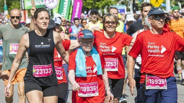  Schnellste 96-Jährige der Welt: Fairhead knackt Weltrekord