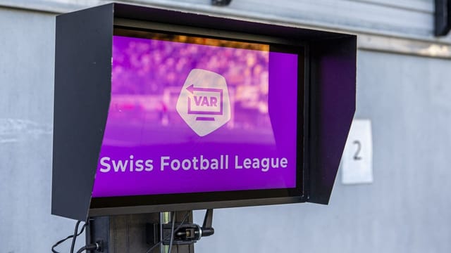  Swiss Football League führt kalibrierte Abseitslinie ein
