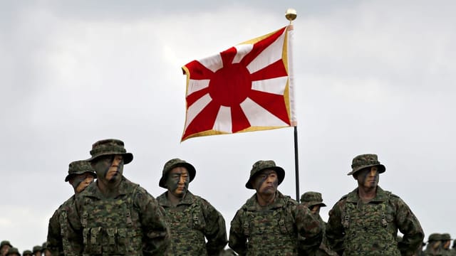  Japan rüstet auf – doch wo bleiben die Soldaten und Soldatinnen?