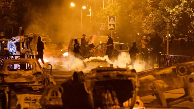  Frankreich: Proteste gegen Polizeigewalt eskalieren wieder