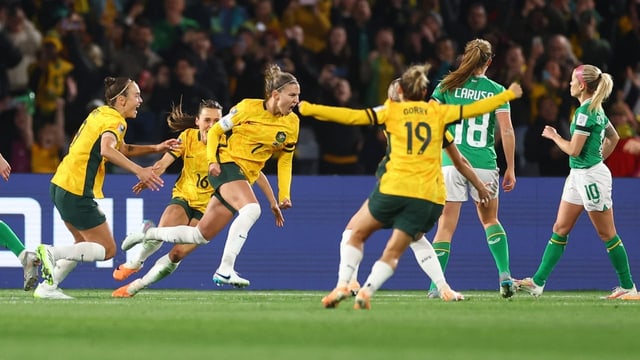  Australien müht sich ohne Kerr zu 3 Punkten gegen Irland